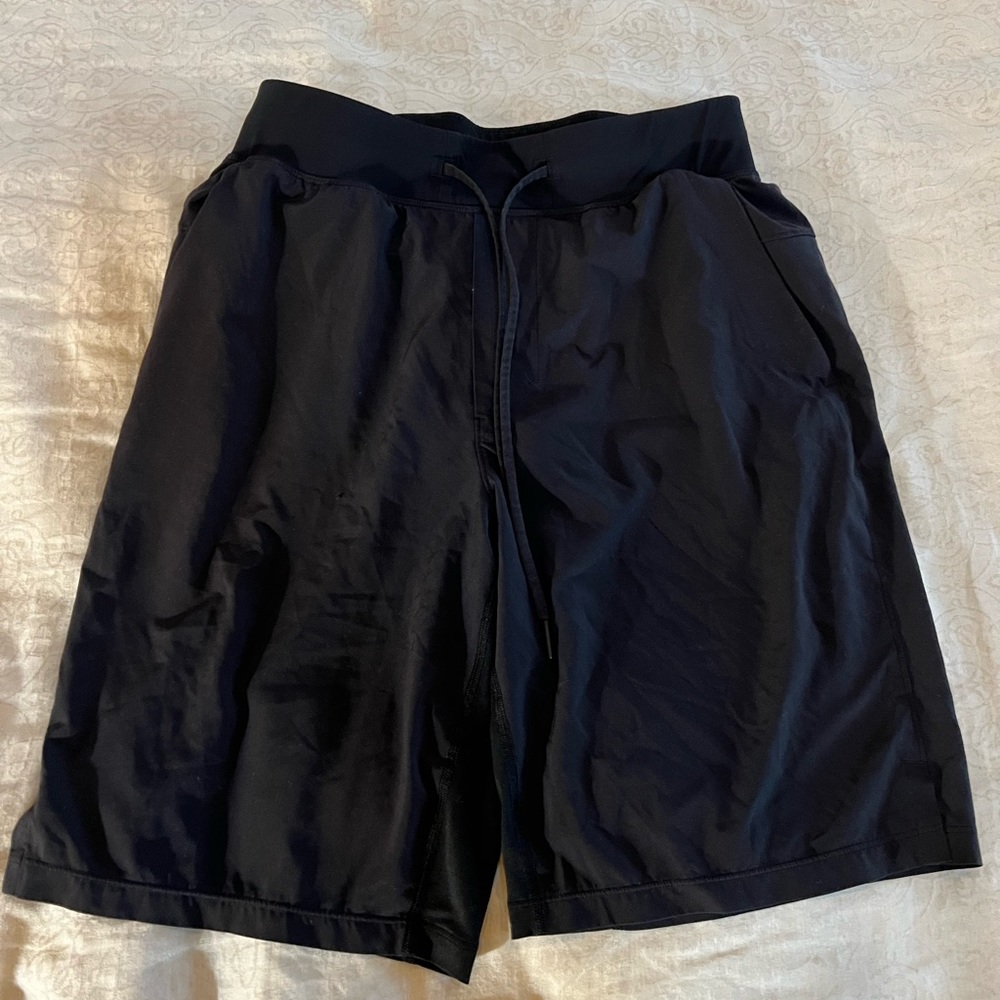 Men’s Lululemon shorts